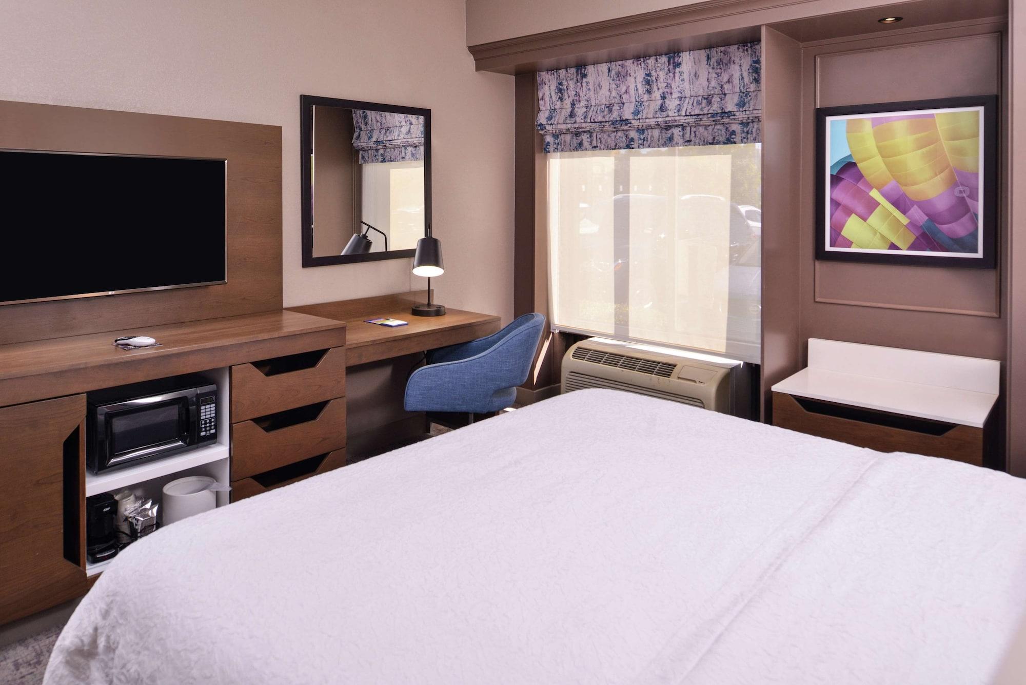 Hampton Inn Albuquerque - University/Midtown Exterior photo